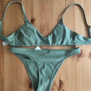 Tags on Aerie bikini